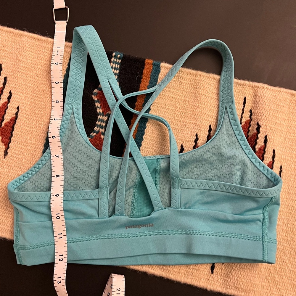 Patagonia Strappy Turquoise Sportsbra - Picture 3 of 5